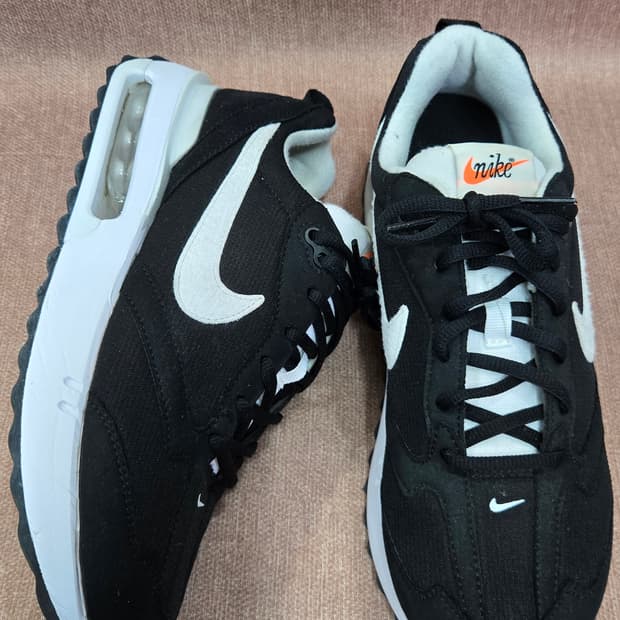 나이키 270mm-  에어맥스 던 상태최상 운동화