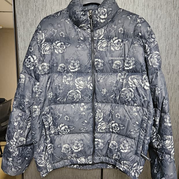 thisisneverthat 패딩