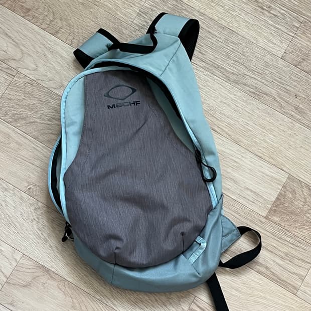미스치프 롬버스 백팩 블루