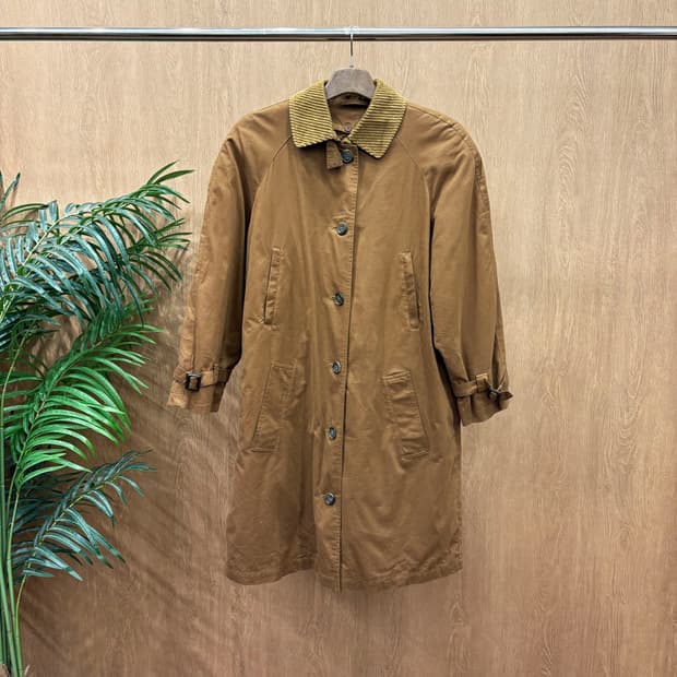 도나카란 뉴욕 블레이저 코트 싱글 브레스티드 노치드 라펠 디테일 브라운