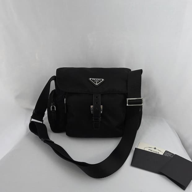 [정품 PRADA] 프라다 사이드 투포켓 나일론 크로스백 남녀공용