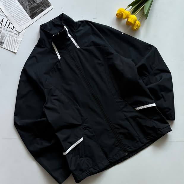 Nike 나이키 우먼 빈티지 윈드브레이커
