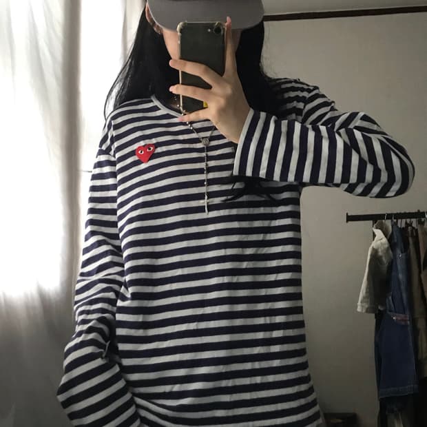꼼데가르송 네이비 스트라이프 롱슬리브