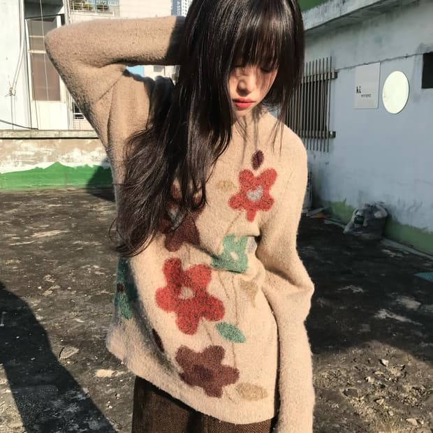 코지 플라워 니트