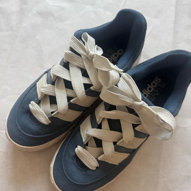 Adimatic Night Marine Crystal White