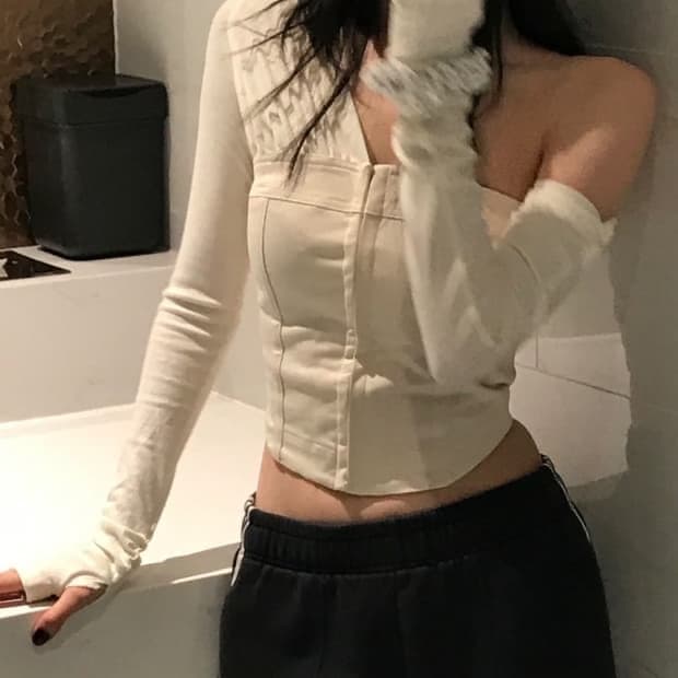낫유어로즈 모니카탑 s