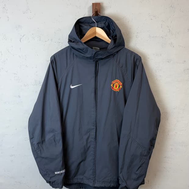 나이키 00s 올드스쿨 보다폰 그레이 바람막이