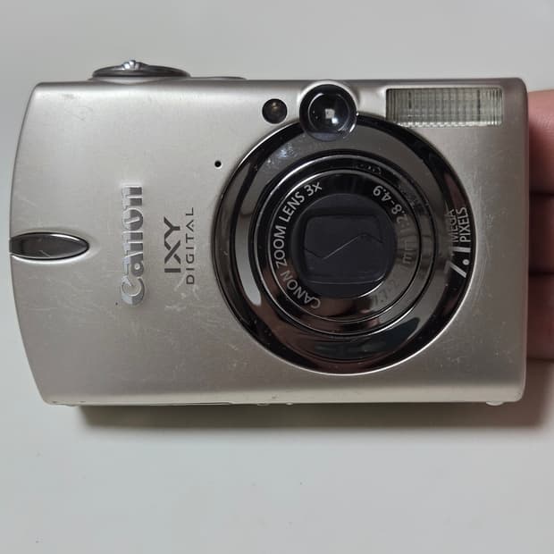 캐논 IXY 700 (IXUS 750) 디지털 카메라