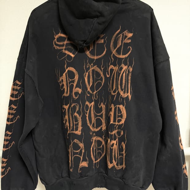 발렌시아가 헤비 메탈 후드티 