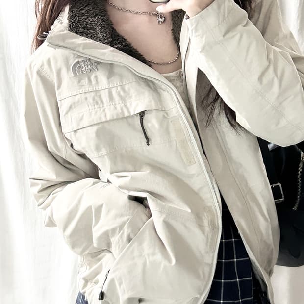 노스페이스 베이지 하이벤트 바람막이