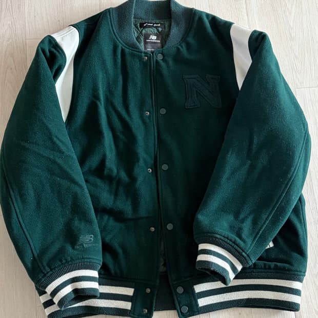 뉴발란스 바시티자켓