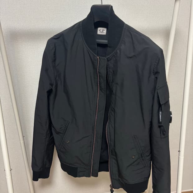 cp컴퍼니 가먼트 블루종 렌즈자켓 (100) CZUBS16900