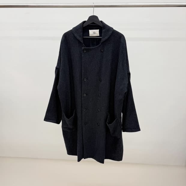 우티 (outil) 스트라이프 코트