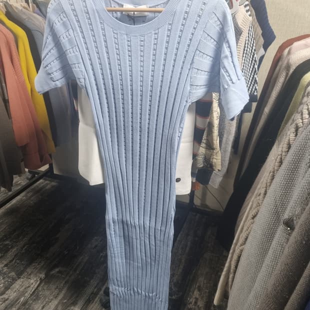 새제품 이태리명품 안드레모리스 니트 원피스 블루