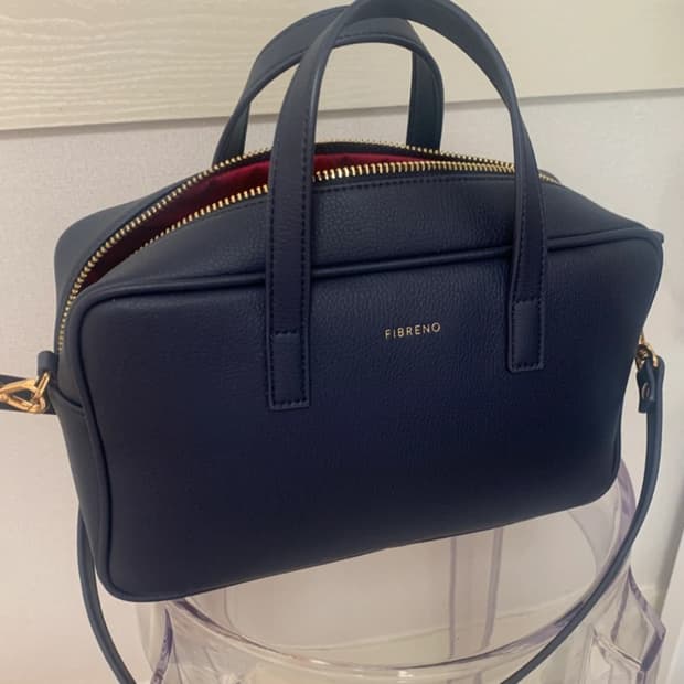이효리가방 정가 24.9 피브레노 네이비 바게트백(잘보관만함)최종가격