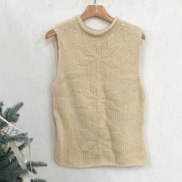 vintage snow wool knit vest