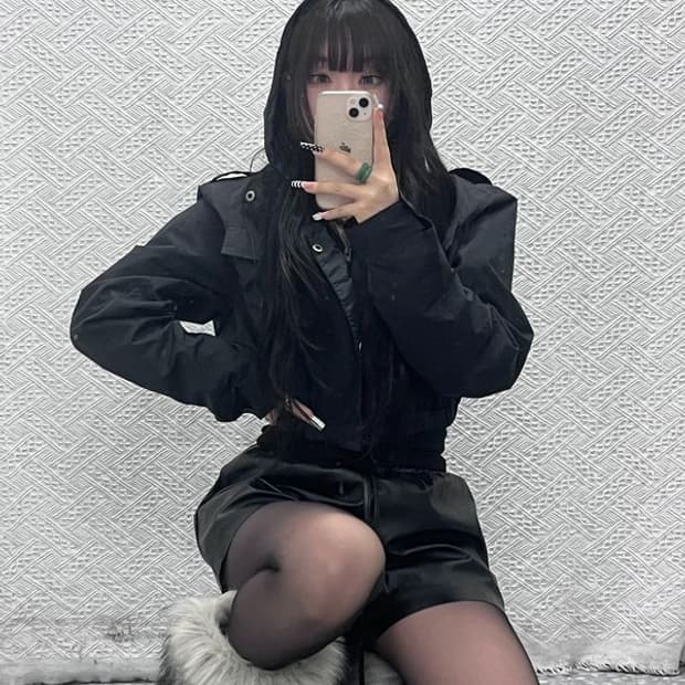 아디다스 스케이드보딩 스포티 크롭 바람막이 자켓 105 C10170