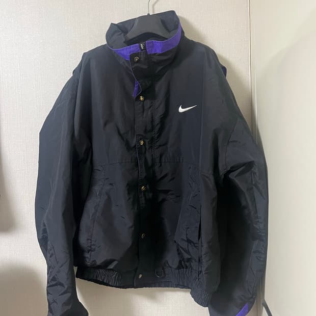 홍대 빈티지 원가 12만원, 나이키 블랙 바람막이 XL