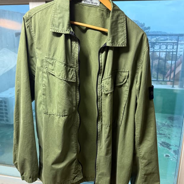 스톤아일랜드 22fw 오버셔츠 카키색 xl 