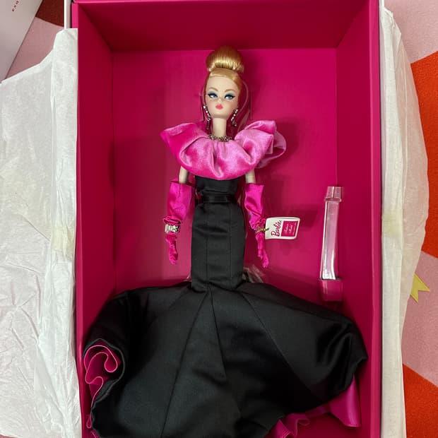 2025 Exquisite evening gown 실크스톤