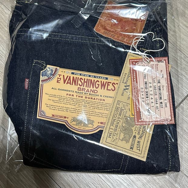 프리휠러스 LOT S601 XX 1944-45 33인치 원워시 새상품