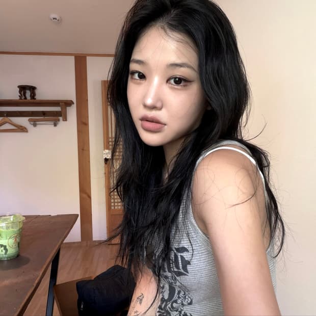 히스테릭 글래머 골지 걸프린팅 나시