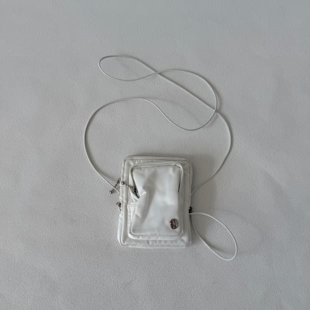 기준(KIJUN) 미니 크로스백