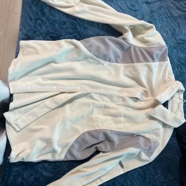 더아이덴티티프로젝트 플리스 셔츠