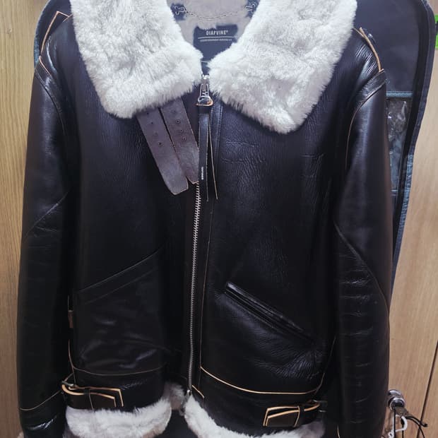 디아프바인 DV.LOT 693 (Cream) 무스탕 L사이즈