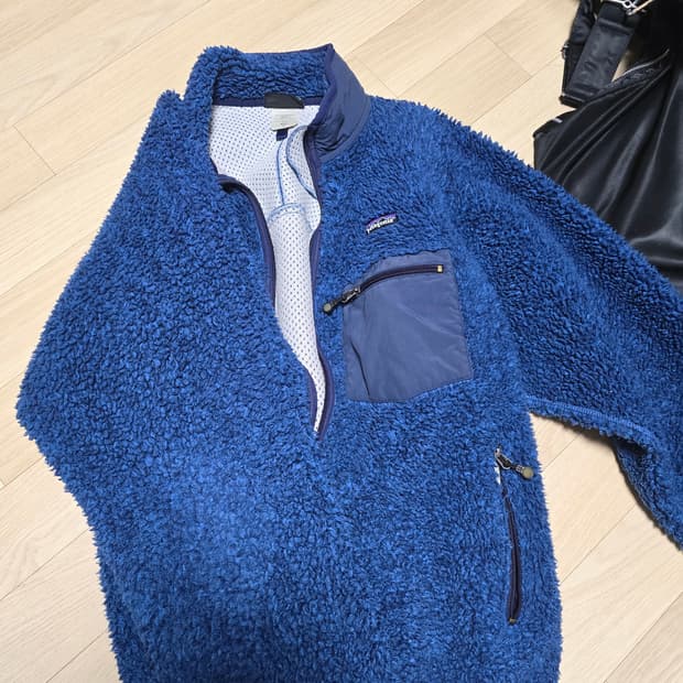 파타고니아 딥파일 블루 L