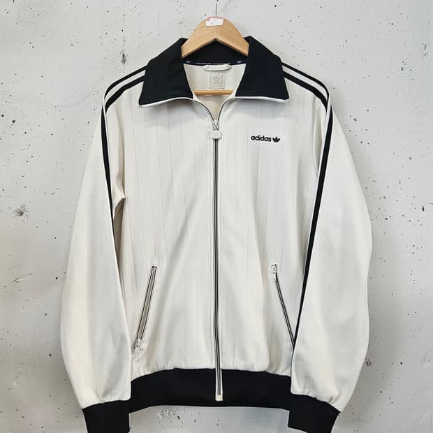 아디다스 베켄바우어