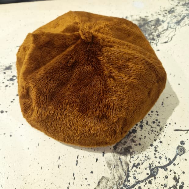 브라운 퍼 베레모