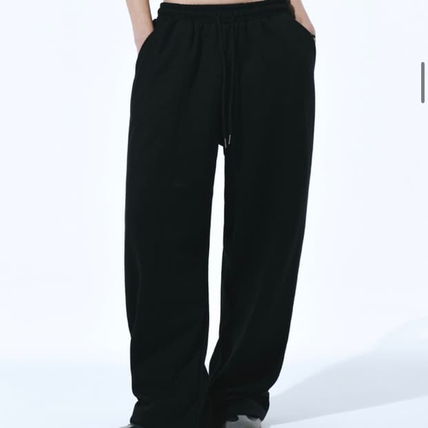 에스이에스티 와이드핏 트레이닝 스웨트 팬츠 블랙