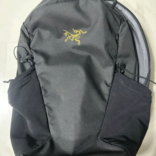 아크테릭스 맨티스 16 백팩 블랙