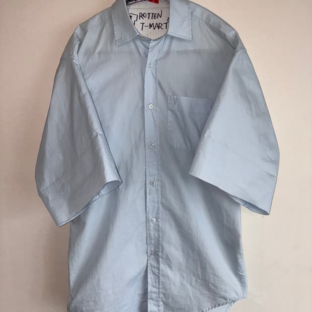 베트멍 뎀나 반팔 셔츠