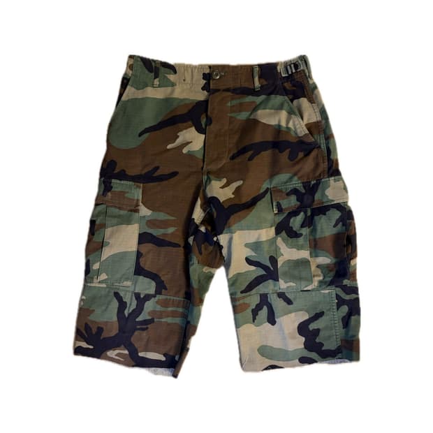 Vintage US Army Camo Cargo Shorts