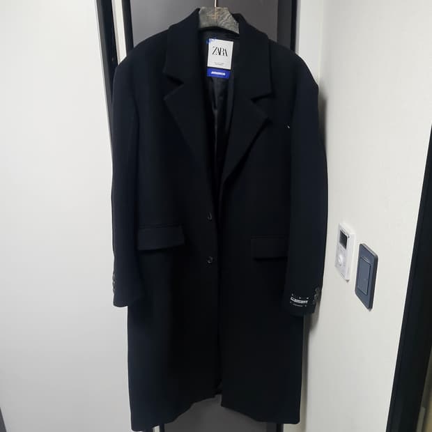 자라 x 아더에러 울 블렌드 오버사이즈 코트 블랙