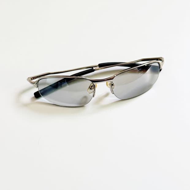 실버 메탈 반무테 스퀘어 프레임 빈티지 선글라스