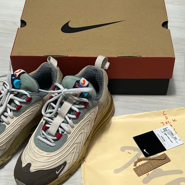 [255] 나이키 스캇맥스 리액트270