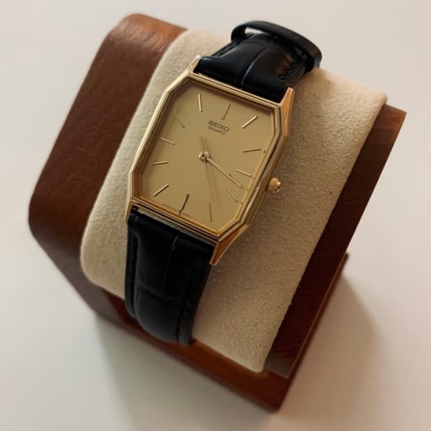 세이코 Seiko 스퀘어 쿼츠 골드