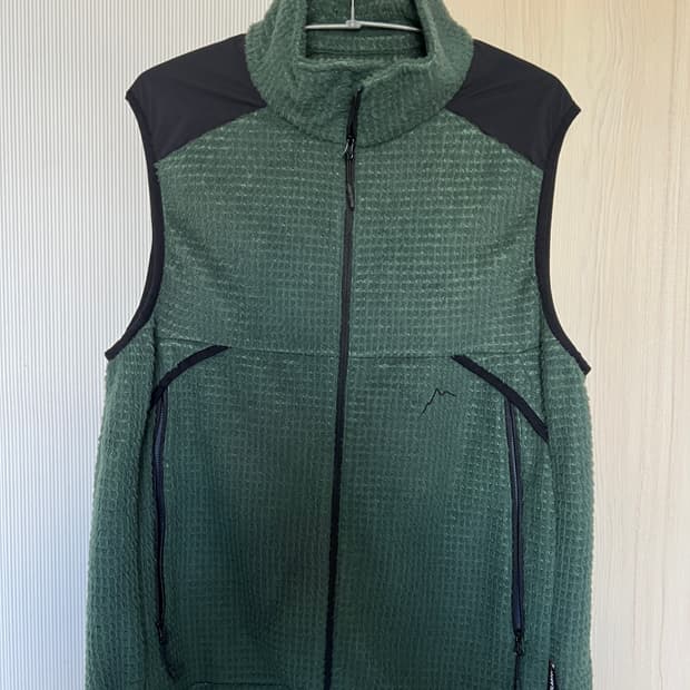 케일 cayl 알파 베스트 XL팝니다.