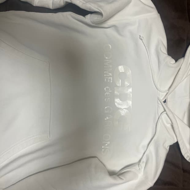 CDG 화이트 후드티