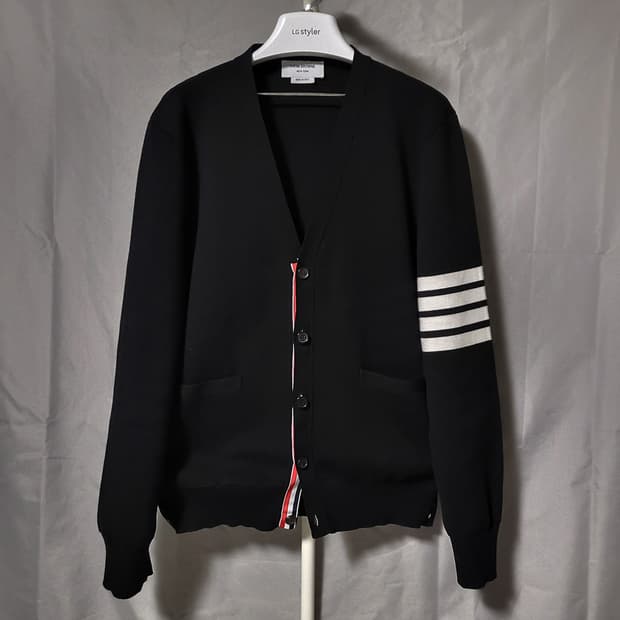 [새상품급/3 size]톰브라운 사선완장 밀라노 스티치 가디건 블랙