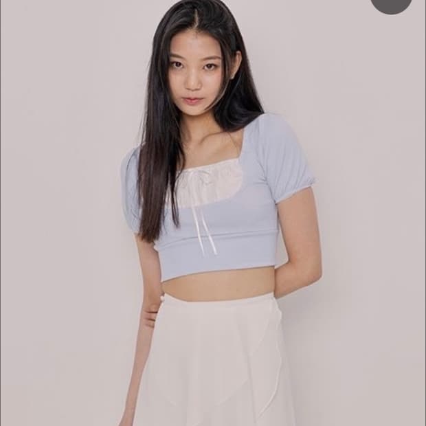 낫유어로즈 데이지탑 블루