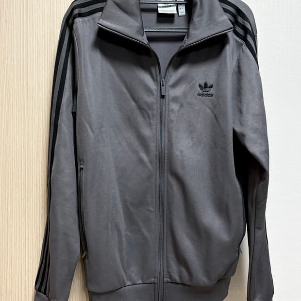 아디다스 다크그레이 회검 트랙탑