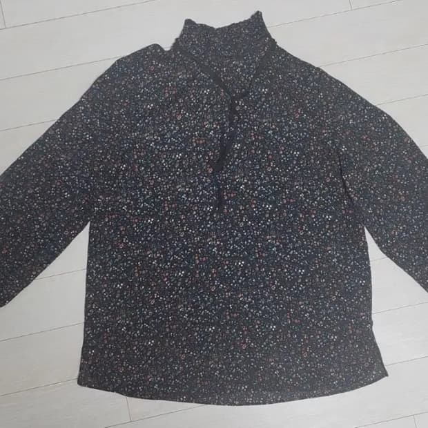 급처새상품!SOUP 하트목걸이하이넥블라우스 레니본st오즈세컨st오브제st