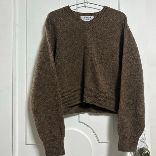 얼바닉30 브리티쉬 울 니트