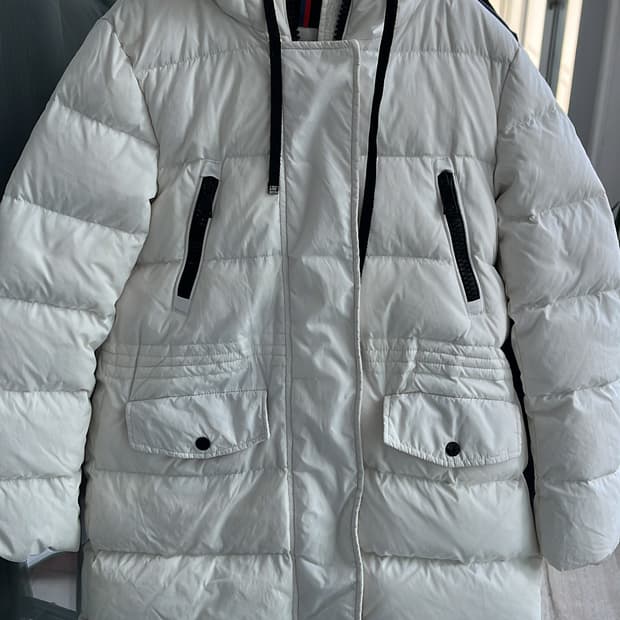 몽클레어 아프로티 화이트 롱패딩 L 100