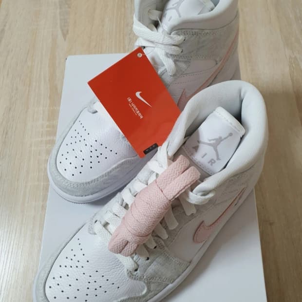 [230]조던1 미드 아이언 오어(W)