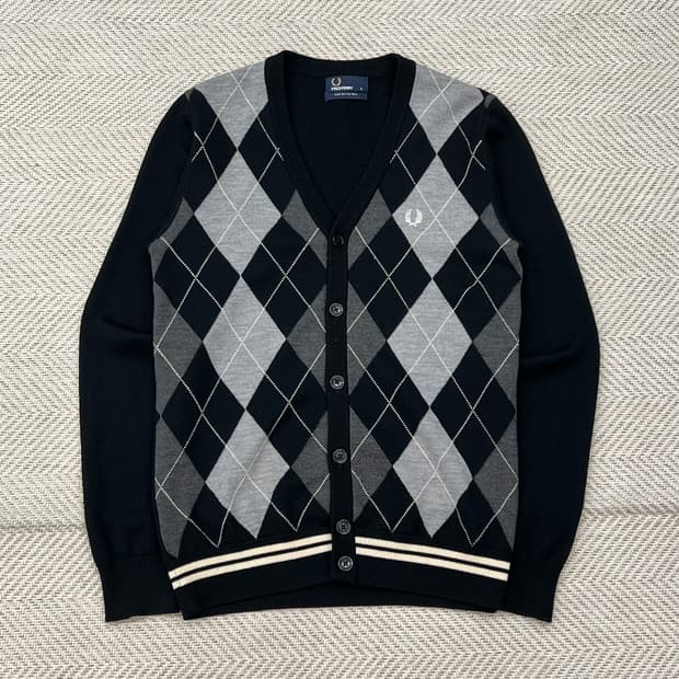 프레드페리 아가일 니트가디건 r3037